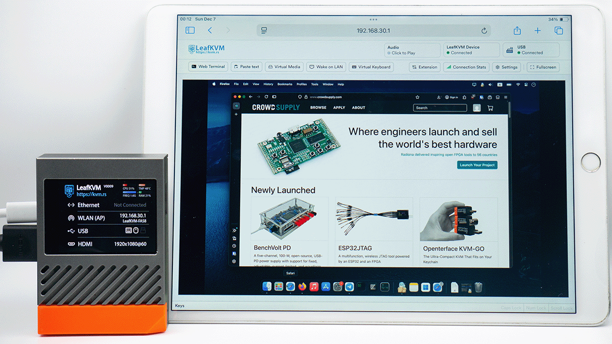 LeafKVM Web UI showing remote desktop and controls